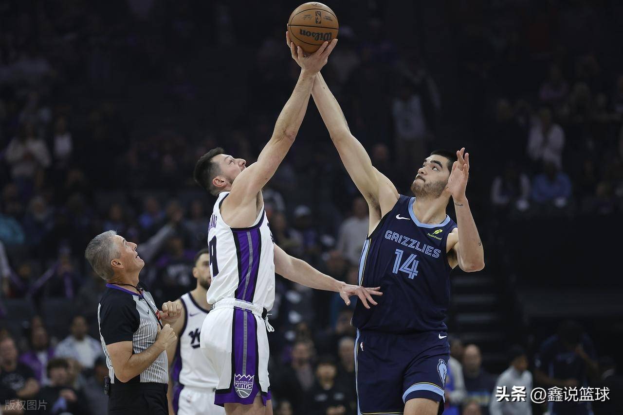 英雄联盟攻略-包含里程碑夜！布莱顿篮板制胜，NBA季后赛国际比赛日刷纪录，媒体盛赞，轮换策略成焦点的词条